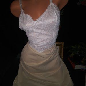Vtg 50s Silky Wide White Lace Full Dress Slip Gown Nightie Full Pin UP Dress